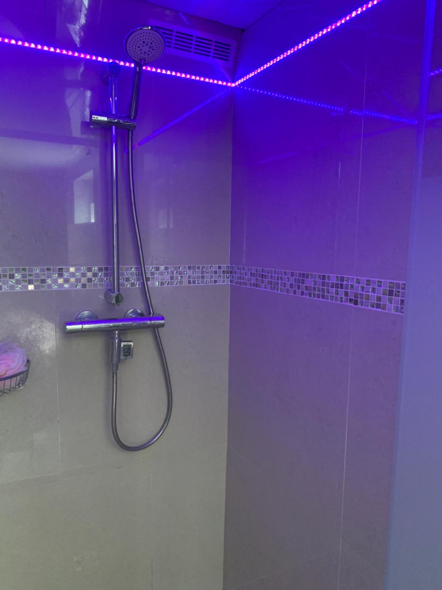 Suite Romantique Jacuzzi Gagny Buitenkant foto